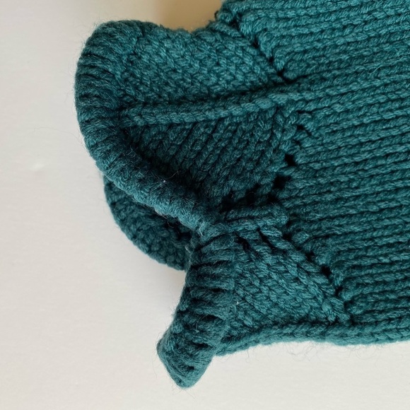 VINTAGE Weekend Edition Hand Knitted Green Floral Sweater - Picture 8 of 12